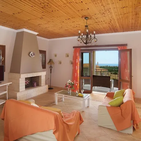Karavisianikos Faros Villa
